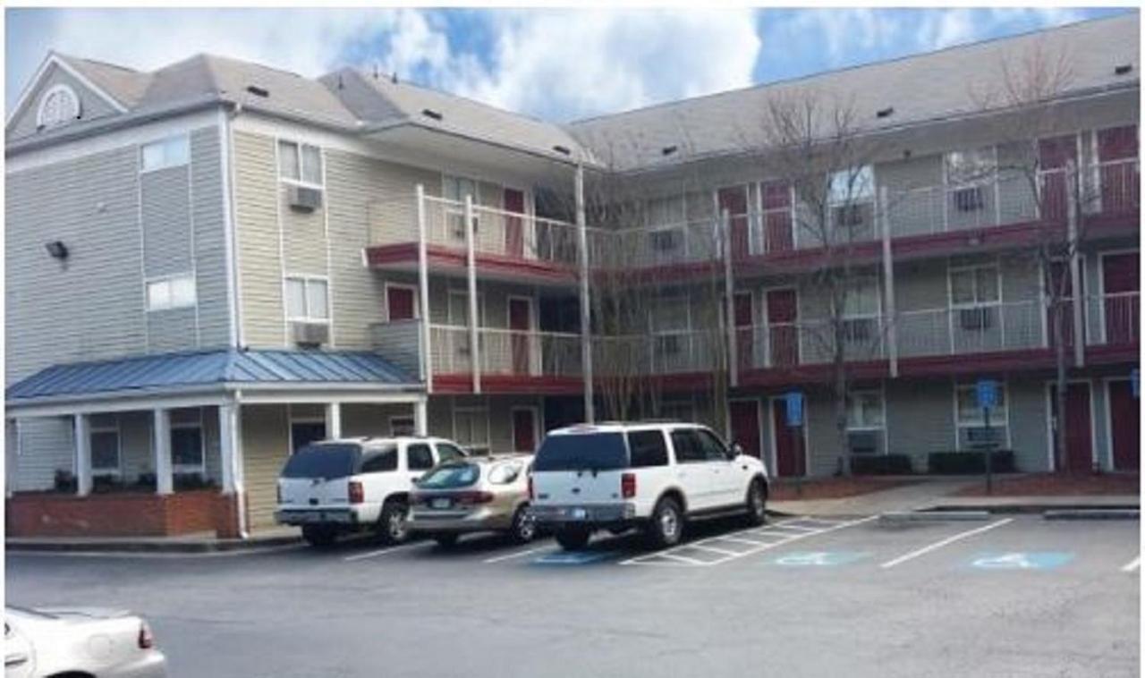 Intown Suites Extended Stay Atlanta Ga - Джонсборо Экстерьер фото